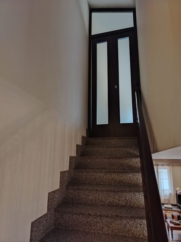 Villa su II livelli in zona Via Bracco - immagine 19