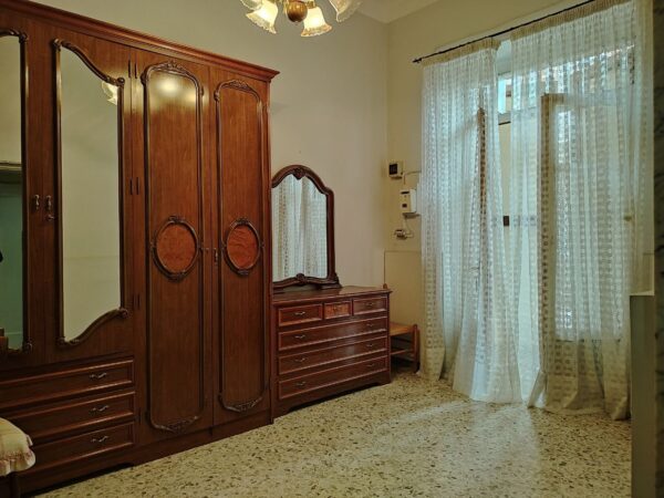 Locale uso abitazione in zona Via Castel del Monte - immagine 10
