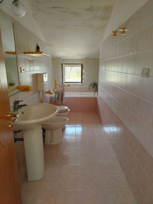 Villa in zona Via San Magno - immagine 8