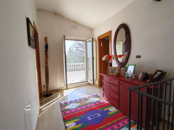 Villa in zona Via San Magno - immagine 11
