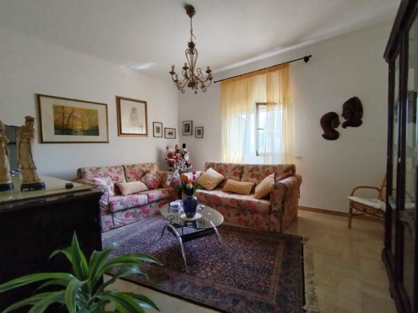 Villa in zona Via San Magno - immagine 12