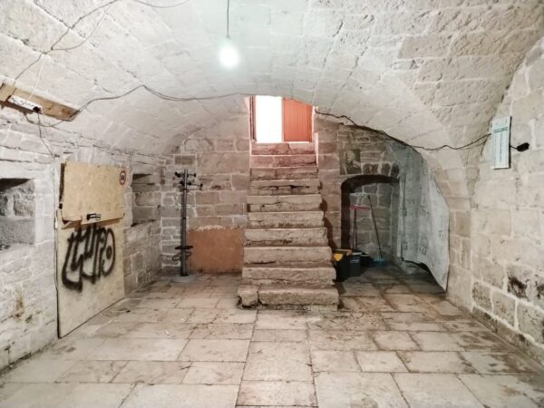 Cantina uso abitazione in zona Via Nicola Bucci - immagine 4