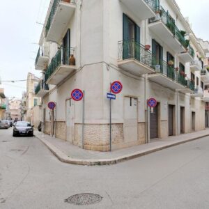Garage in zona Via di Vittorio