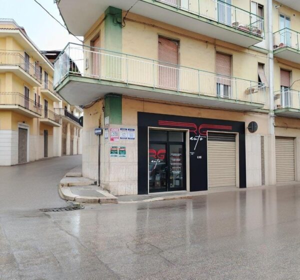 Locale commerciale in zona Via Don Minzoni