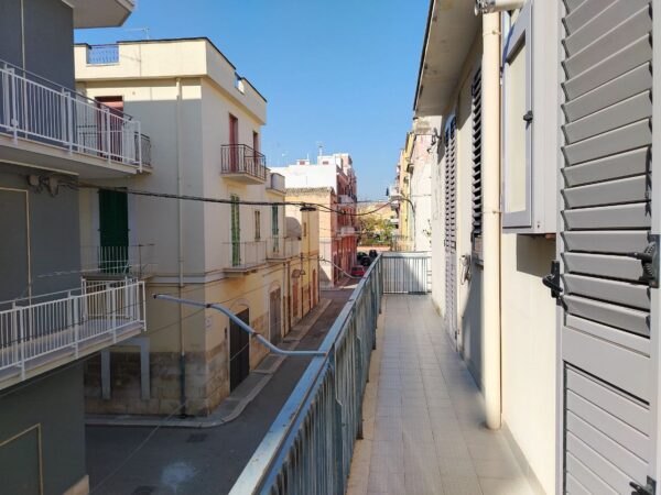 Indipendente in zona Piazza Gallo - immagine 9