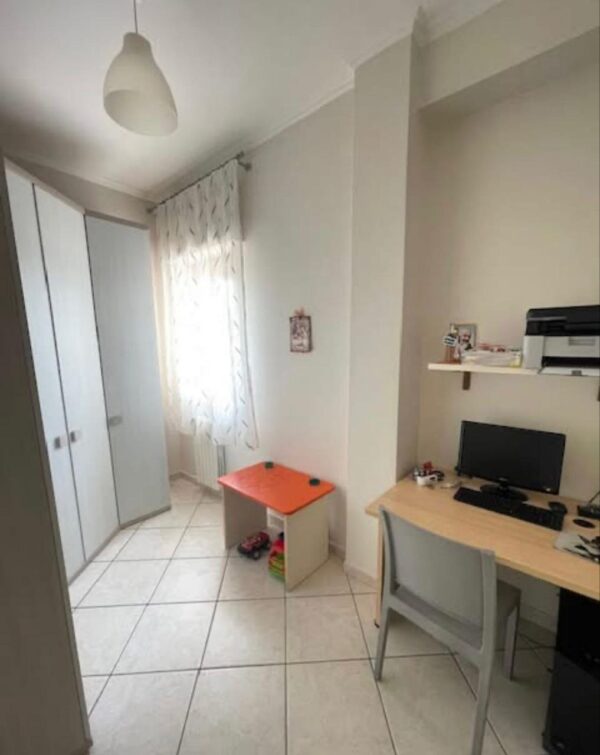 Appartamento con ascensore e garage in zona Via Sant'Elia - immagine 5