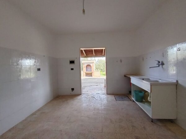 Villino con trullo in zona Contrada San Giuseppe - immagine 2