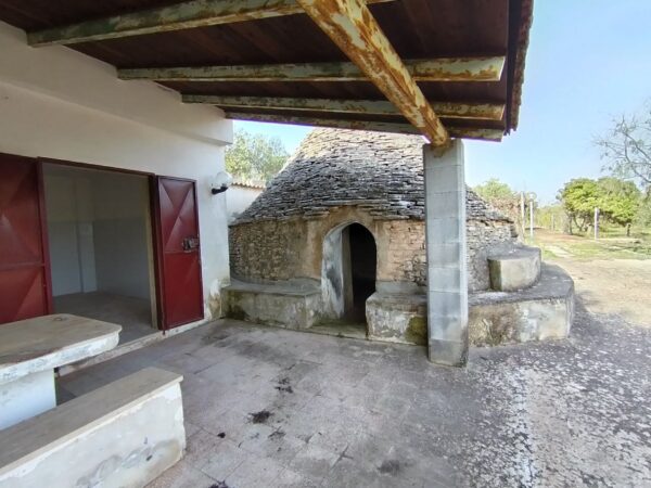 Villino con trullo in zona Contrada San Giuseppe - immagine 7