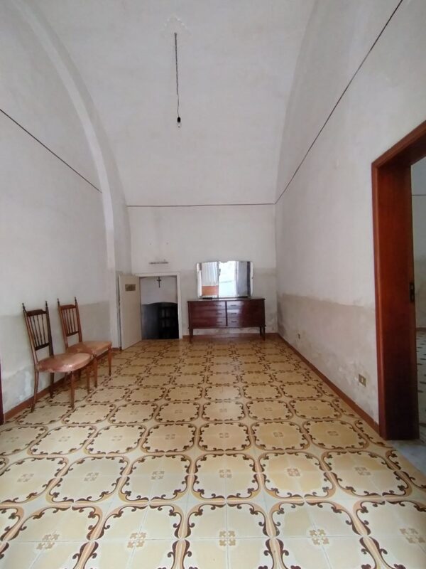 Locale uso abitazione in zona Via Aldo Moro - immagine 5