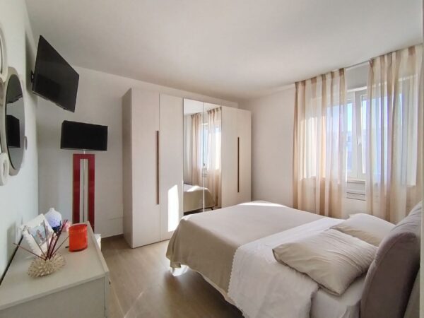 Indipendente in zona Via Sant'Elia - immagine 13