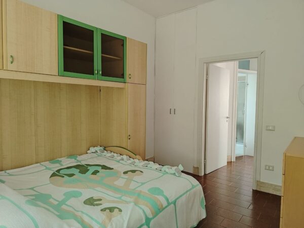 Villa immersa nel verde in zona Calendano - immagine 11