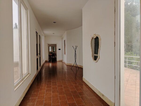 Villa immersa nel verde in zona Calendano - immagine 7