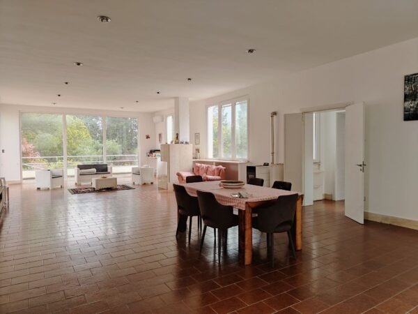 Villa immersa nel verde in zona Calendano - immagine 18