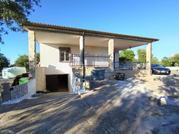 Villa in zona Via Ruvo