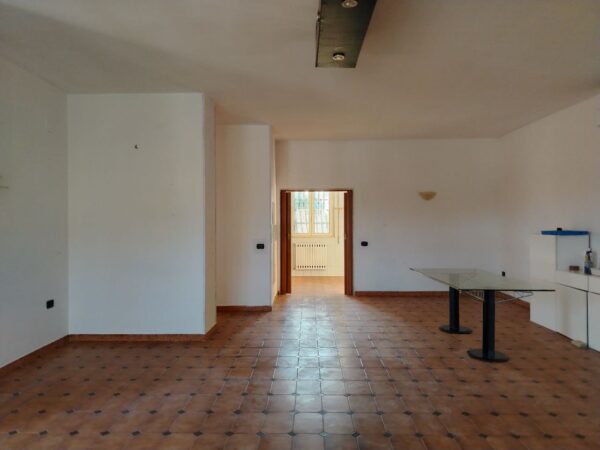Villa in zona Via Ruvo - immagine 12