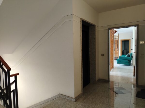 Appartamento con ascensore su II livelli in zona Via Prenestina - immagine 3