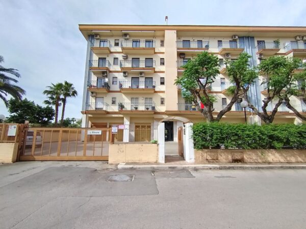 Appartamento con ascensore su II livelli in zona Via Prenestina - immagine 19