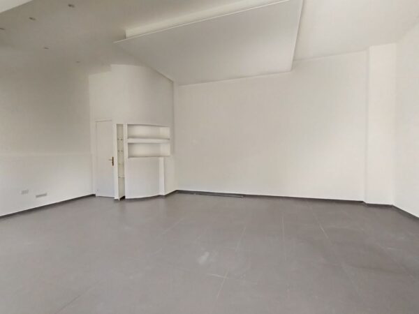Locale commerciale in zona Via Giuseppe Verdi - immagine 3