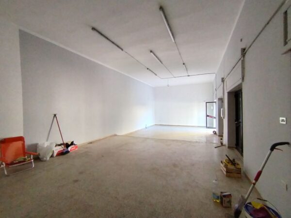 Locale commerciale in zona Via Don Minzoni - immagine 3