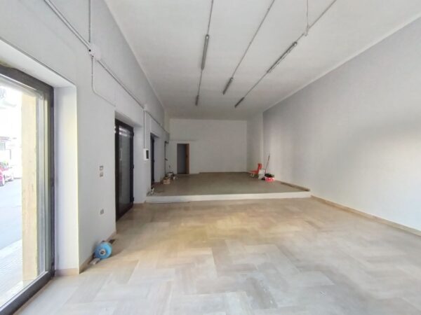 Locale commerciale in zona Via Don Minzoni - immagine 4