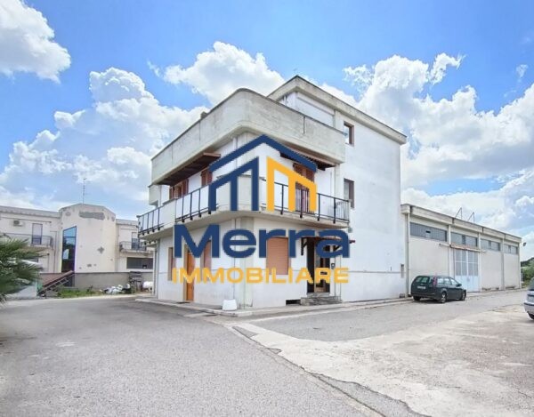 Soluzione indipendente con capannone In zona Via Scannagatta - immagine 18