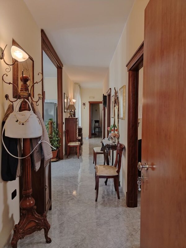 Soluzione indipendente con capannone In zona Via Scannagatta - immagine 13