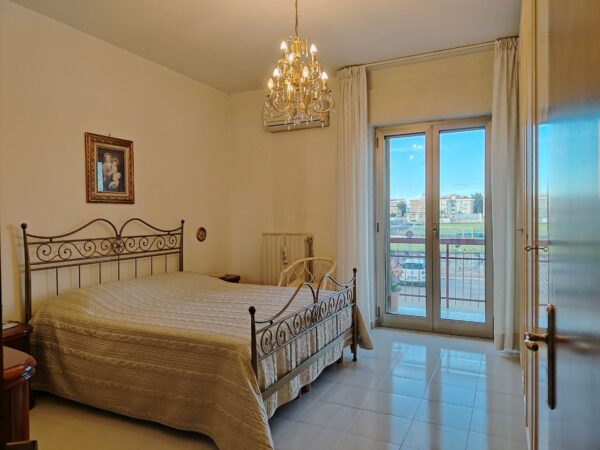 Appartamento con ascensore e garage in zona Via Prenestina - immagine 4