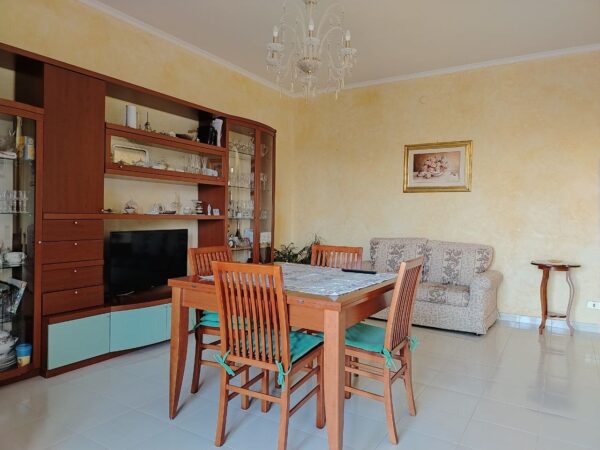 Appartamento con ascensore e garage in zona Via Prenestina - immagine 10