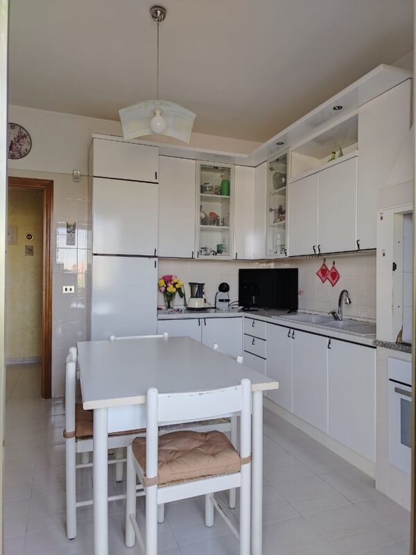 Appartamento con ascensore e garage in zona Via Prenestina - immagine 13