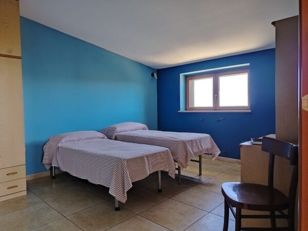 Villa su II livelli in zona Via Trani - immagine 12