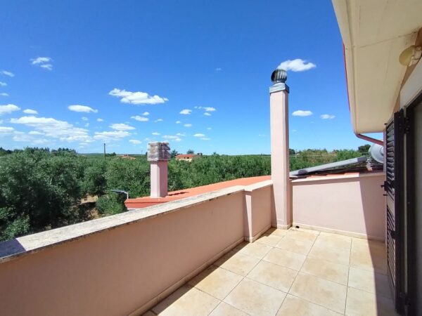 Villa su II livelli in zona Via Trani - immagine 23