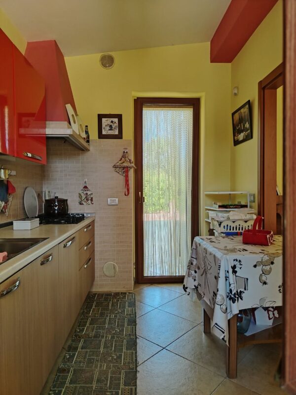 Villa su II livelli in zona Via Trani - immagine 9